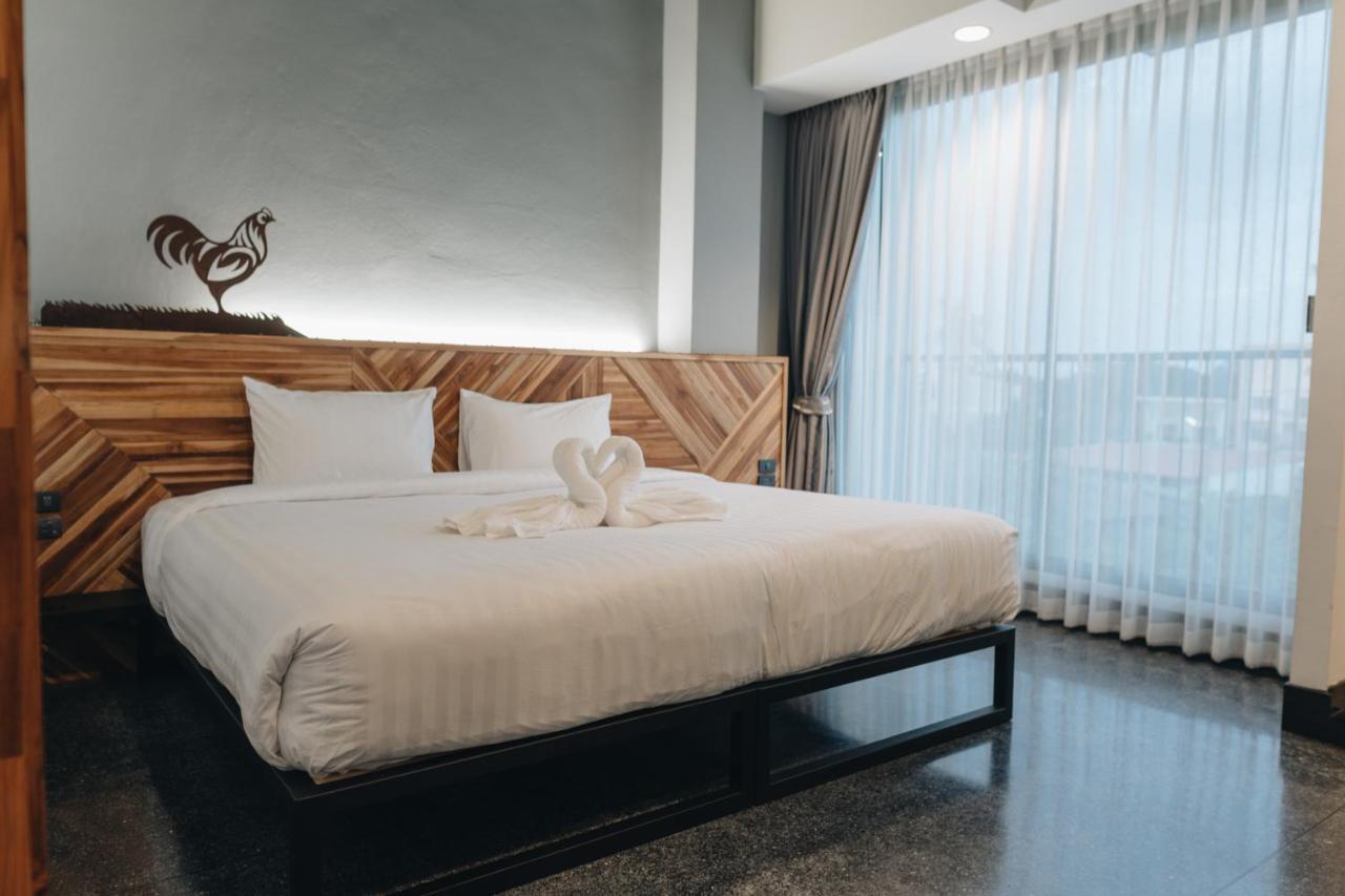 Ou Hotel Phitsanulok Buitenkant foto